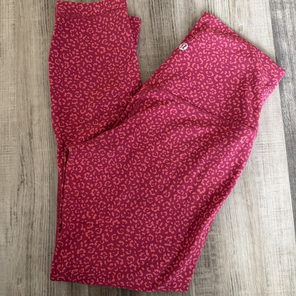 Lululemon Align Legging Pant 23" Leopard Daisy Desert Red Magenta Smoke Size 6